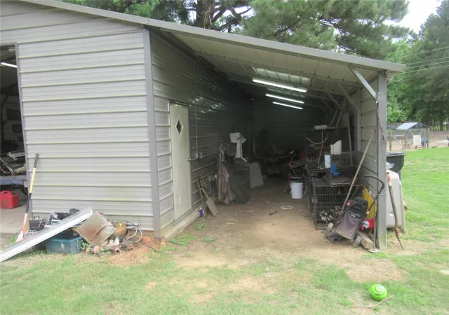 Photo 4 of Single family home for sale at 24133 Hwy 157, Springhill, LA 71075 | MLS# 21301083 | Listing updated on 2026-07-21