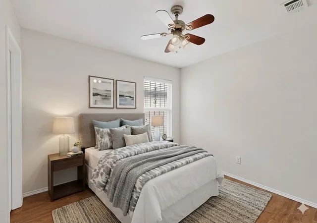Photo 3 of Single family home for sale at 1933 E Dickey Dr, Grand Prairie, TX 75051 | MLS# 21301089 | Listing updated on 2026-08-26