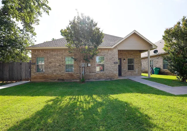 Homes for sale in Bridgeport, TX | 1101 Cates St, Bridgeport, TX 76426 | MLS# 21297498