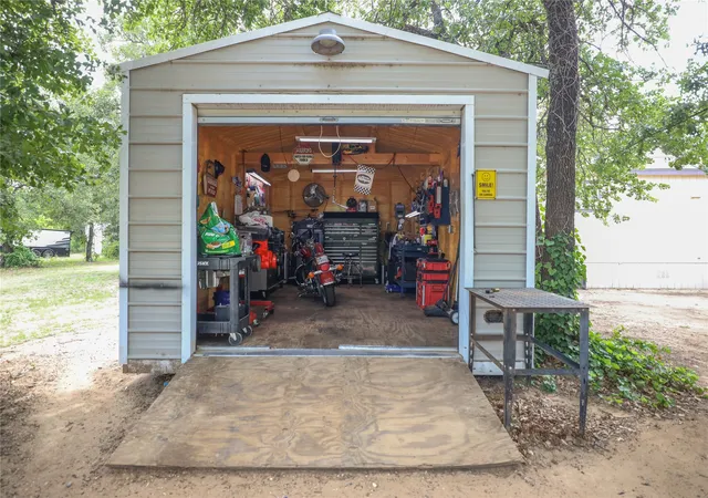 Photo 3 of Sale Pending at 720 Red Oak Farm Rd, Clyde, TX 79510 | MLS# 21299347 | Listing updated on 2026-07-14