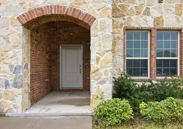 Photo 2 of Single family home for sale at 112 Kiskadee Trl, Caddo Mills, TX 75135 | MLS# 21301122 | Listing updated on 2026-08-22