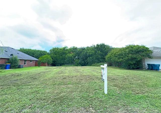 Photo 1 of Land for sale at 1804 Timberline Ln, Sherman, TX 75092 | MLS# 21300358 | Listing updated on 2026-08-21