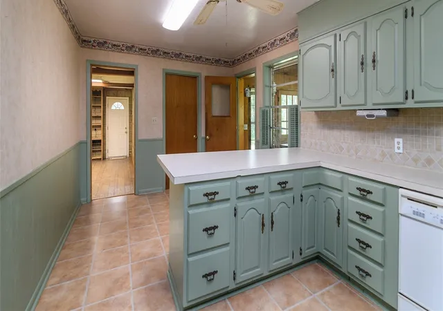 Photo 4 of Single family home for sale at 802 Caddo Lease, Mooringsport, LA 71060 | MLS# 20970668 | Listing updated on 2026-10-02