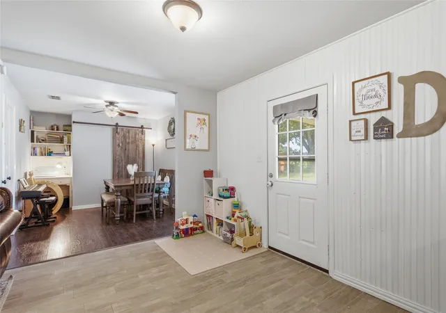 Photo 4 of Single family home for sale at 217 N Laramie Cir, Pilot Point, TX 76258 | MLS# 21296831 | Listing updated on 2026-08-26
