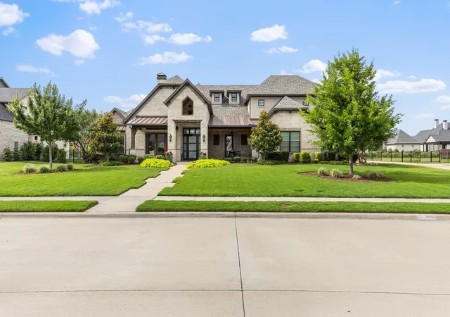 Homes for sale in Heath, TX | 317 Knights Trl, Heath, TX 75032 | MLS# 21301005