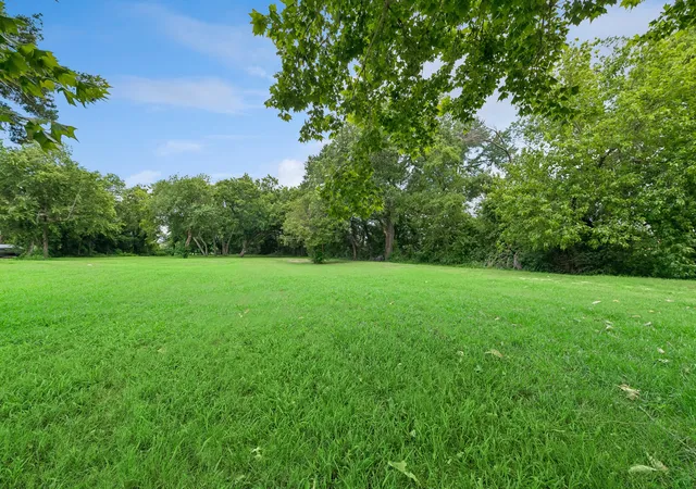 Photo 1 of Land for sale at 286 W Forest Grove Rd, Allen, TX 75002 | MLS# 21296415 | Listing updated on 2026-08-22