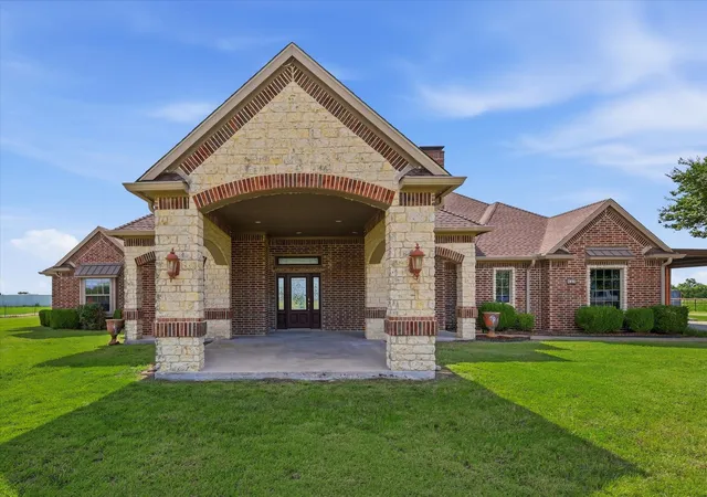 Photo 3 of Single family home for sale at 899 S Fm 1138, Royse City, TX 75189 | MLS# 21300596 | Listing updated on 2026-08-24
