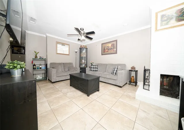 Photo 3 of Townhouse for sale at 13544 Waterfall Wy, Dallas, TX 75240 | MLS# 21301254 | Listing updated on 2026-08-22