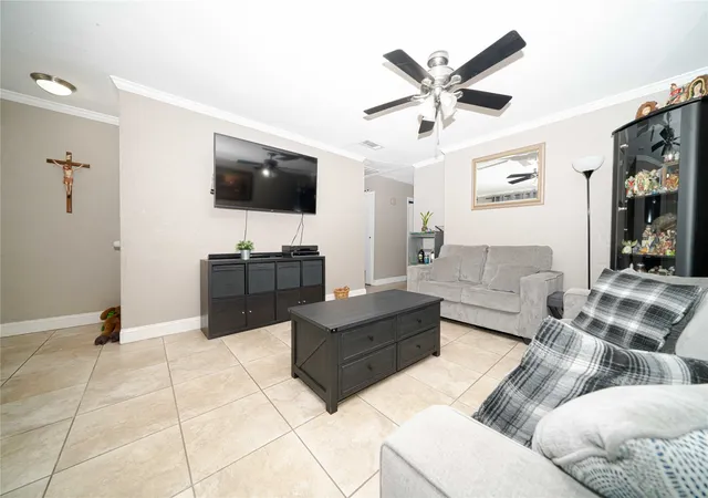 Photo 4 of Townhouse for sale at 13544 Waterfall Wy, Dallas, TX 75240 | MLS# 21301254 | Listing updated on 2026-08-22