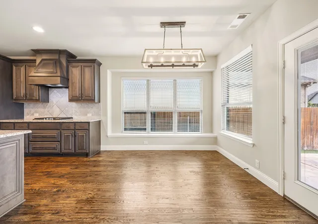 Photo 4 of Single family home for sale at 1116 Wedgewood Dr, Forney, TX 75126 | MLS# 21301199 | Listing updated on 2026-10-05