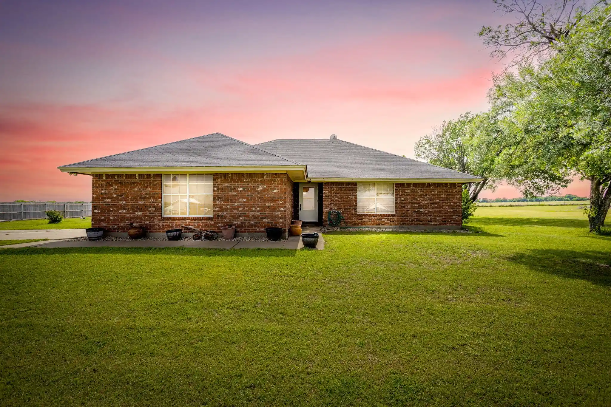 Land for sale at 2516 County Road 415, Cleburne, TX 76031 | MLS# 21270074