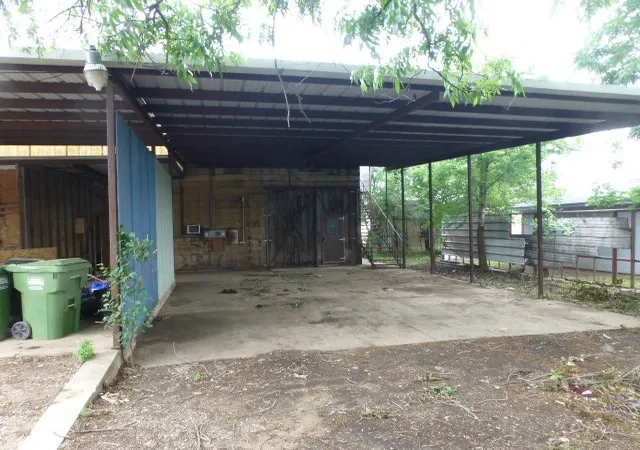 Homes for sale in Springtown, TX | 619 N Avenue A, Springtown, TX 76082 | MLS# 21301324