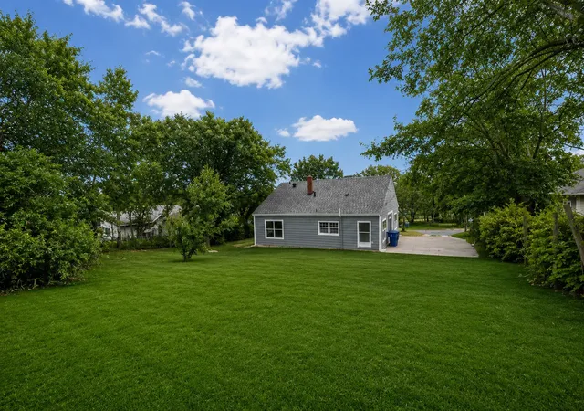 Photo 4 of Single family home for sale at 216 N Ricketts St, Sherman, TX 75092 | MLS# 21298943 | Listing updated on 2026-08-22