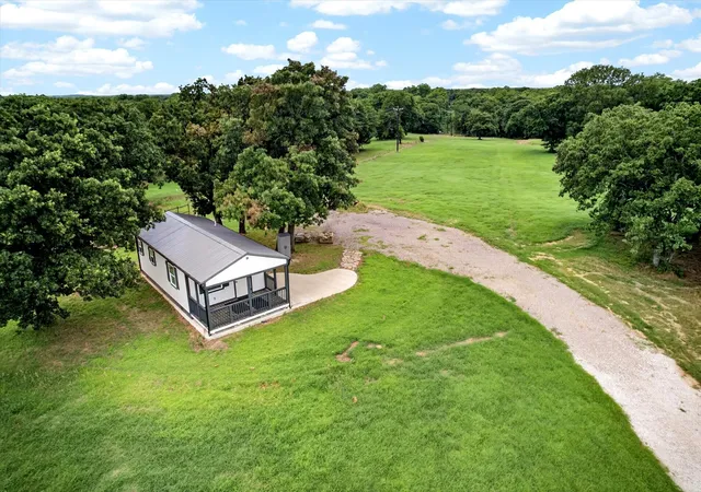Homes for sale in Collinsville, TX | 2641 County Road 203, Collinsville, TX 76233 | MLS# 21293412