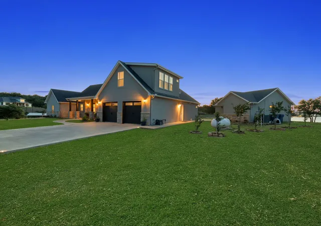 Homes for sale in Cisco, TX | 313 Hidden Shores Dr, Cisco, TX 76437 | MLS# 21299588