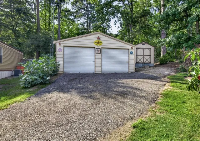 Homes for sale in Hawkins, TX | 505 County Road 3420, Hawkins, TX 75765 | MLS# 21298910