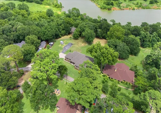 Photo 2 of Single family home for sale at 6512 Crooked Ln, Flower Mound, TX 75022 | MLS# 21281836 | Listing updated on 2026-09-30