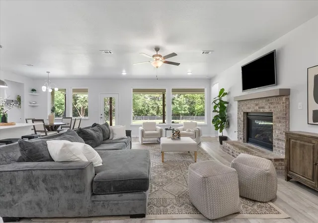 Homes for sale in Flower Mound, TX | 6512 Crooked Ln, Flower Mound, TX 75022 | MLS# 21281836