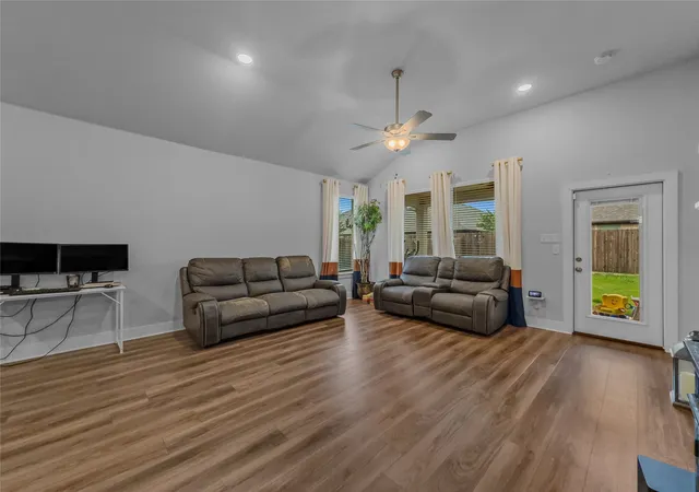 Photo 3 of Single family home for sale at 377 Edmund Ln, Rockwall, TX 75087 | MLS# 21301431 | Listing updated on 2026-08-21