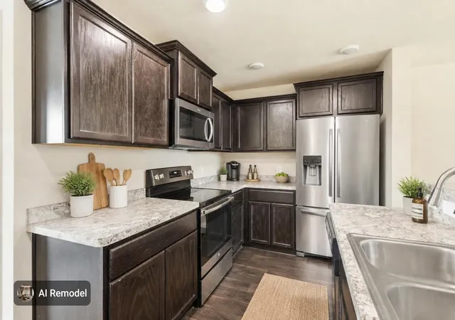 Photo 3 of Sale Pending at 1332 Glen Garden Dr, Fort Worth, TX 76104 | MLS# 21301449 | Listing updated on 2026-09-27