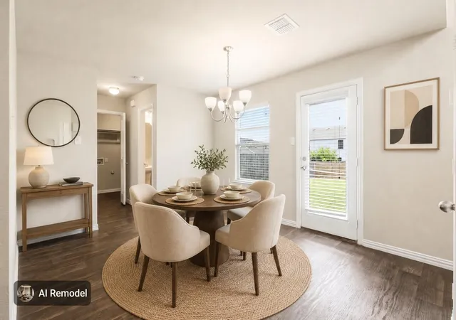 Photo 4 of Sale Pending at 1332 Glen Garden Dr, Fort Worth, TX 76104 | MLS# 21301449 | Listing updated on 2026-09-27