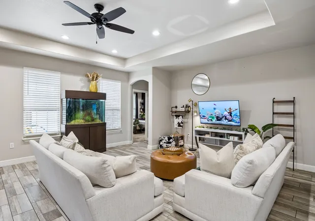 Photo 3 of Single family home for sale at 1409 Powell Rd, Mesquite, TX 75149 | MLS# 21301310 | Listing updated on 2026-08-23