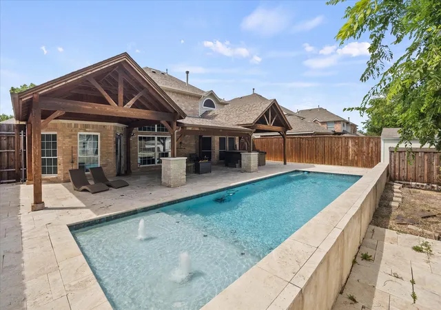 Photo 1 of Single family home for sale at 9109 Hogan Dr, Rowlett, TX 75089 | MLS# 21301374 | Listing updated on 2026-08-20