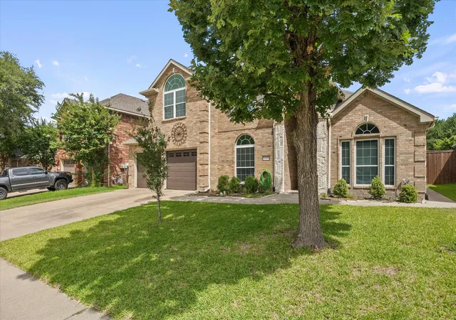 Photo 3 of Single family home for sale at 9109 Hogan Dr, Rowlett, TX 75089 | MLS# 21301374 | Listing updated on 2026-08-20