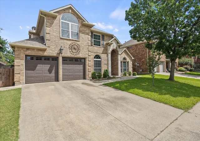 Photo 3 of Single family home for sale at 9109 Hogan Dr, Rowlett, TX 75089 | MLS# 21301374 | Listing updated on 2026-08-20