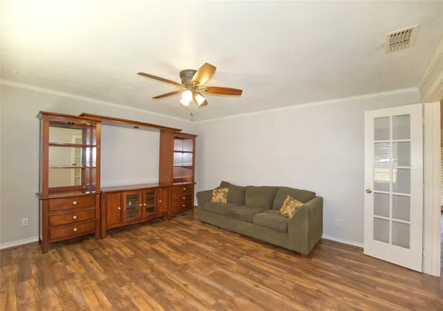 Photo 3 of House for sale at 519 Fm 1815, Nocona, TX 76255 | MLS# 21285619 | Listing updated on 2026-10-05