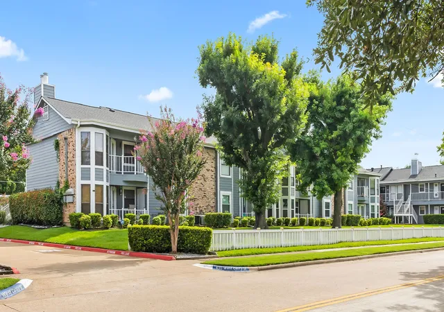 Photo 1 of Sale Pending at 630 W Canty St #B3, Dallas, TX 75208 | MLS# 21301573 | Listing updated on 2026-08-22