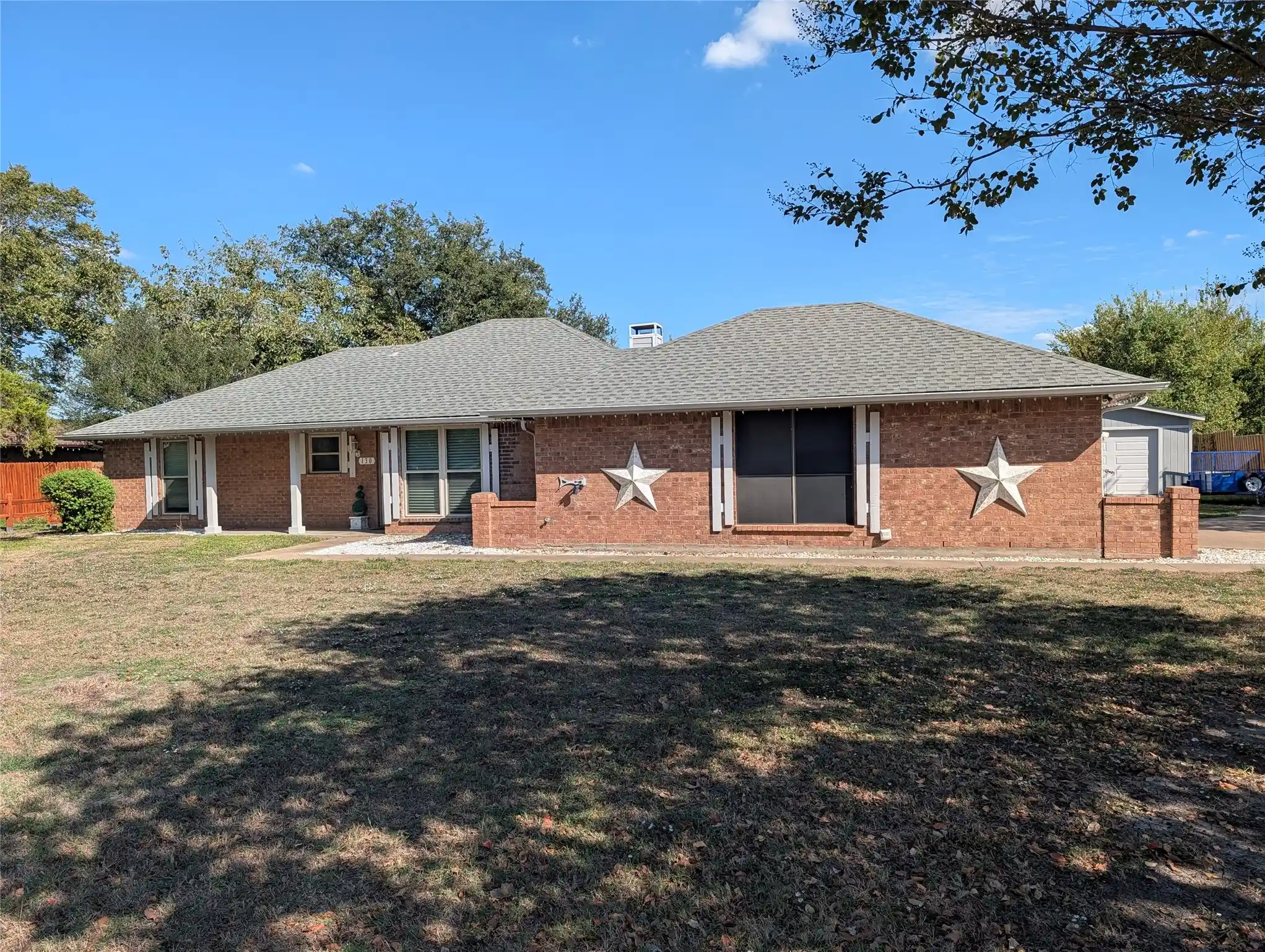 Photo 1 of Single family home for sale at 130 Mabry Ln, Red Oak, TX 75154 | MLS# 21301510 | Listing updated on 2026-10-28