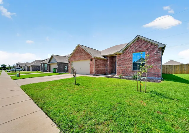 Homes for sale in Crowley, TX | 1033 Mcdonald Dr, Crowley, TX 76036 | MLS# 21301587