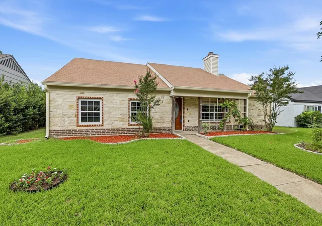 Homes for sale in Garland, TX | 2909 Riviera Dr, Garland, TX 75040 | MLS# 21301600