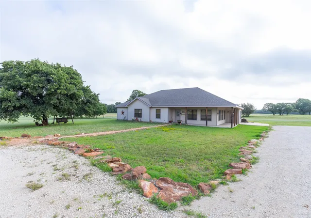 Photo 3 of House for sale at 523 S Hays Rd, Clyde, TX 79510 | MLS# 21301657 | Listing updated on 2026-08-22