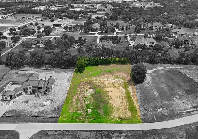 Photo 2 of Sale Pending at 1326 Clydesdale Rd, Argyle, TX 76226 | MLS# 21300611 | Listing updated on 2026-08-22