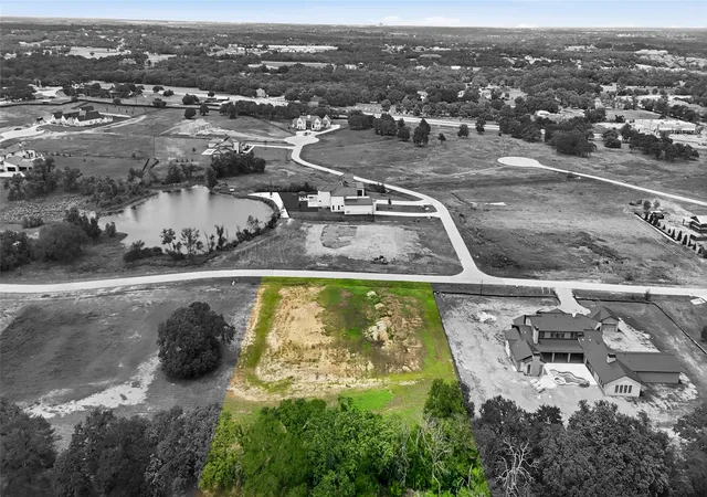 Photo 3 of Sale Pending at 1326 Clydesdale Rd, Argyle, TX 76226 | MLS# 21300611 | Listing updated on 2026-08-22