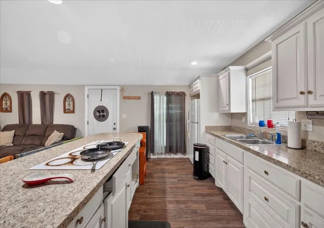Photo 3 of Single family home for sale at 218 Barger St, Garland, TX 75040 | MLS# 21284219 | Listing updated on 2026-08-18