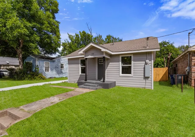 Photo 3 of Single family home for sale at 4318 Jamaica St, Dallas, TX 75210 | MLS# 21278478 | Listing updated on 2026-08-22
