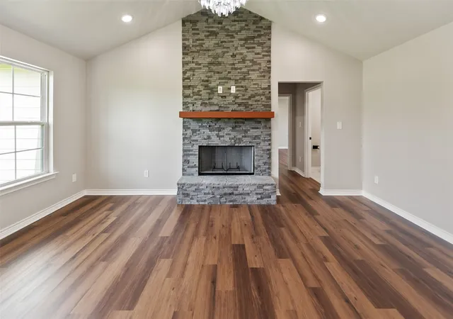 Photo 4 of Single family home for sale at 265 Pr 2724, Mount Pleasant, TX 75455 | MLS# 21301655 | Listing updated on 2026-09-24