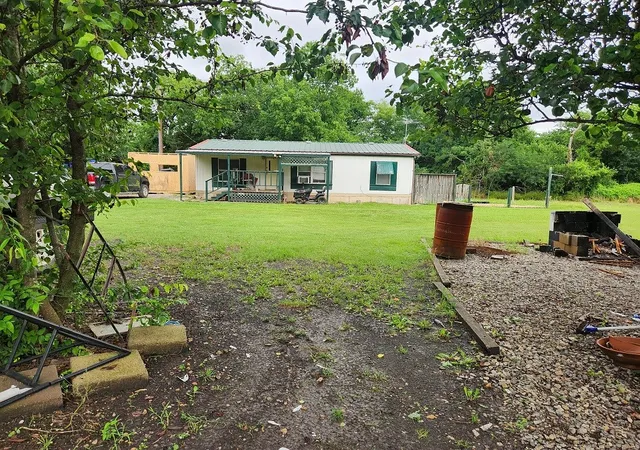 Homes for sale in Trenton, TX | 1664 County Road 4925, Trenton, TX 75490 | MLS# 21301798