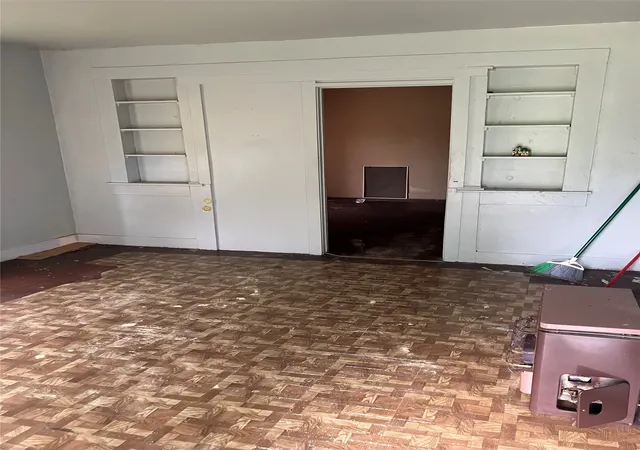 Photo 3 of Single family home for sale at 1704 Missouri Ave, Shreveport, LA 71109 | MLS# 21301811 | Listing updated on 2026-08-24