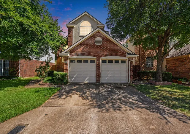 Homes for sale in Euless, TX | 340 Arbor Ct, Euless, TX 76039 | MLS# 21299828