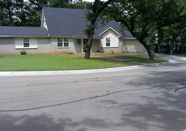 Photo 1 of Single family home for sale at 4509 Burke Rd, Fort Worth, TX 76119 | MLS# 21301796 | Listing updated on 2026-08-22