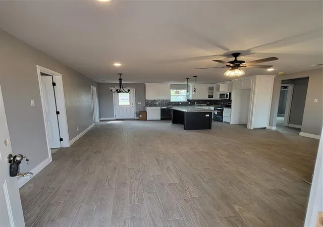 Homes for sale in Poolville, TX | 195 Brown Ln, Poolville, TX 76487 | MLS# 21301764