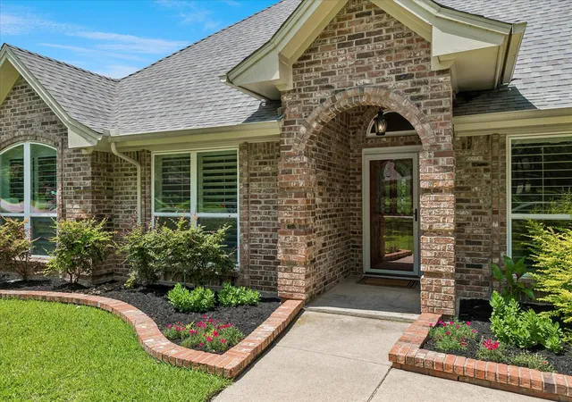 Homes for sale in Keller, TX | 404 Moonlight Ln, Keller, TX 76248 | MLS# 21293903