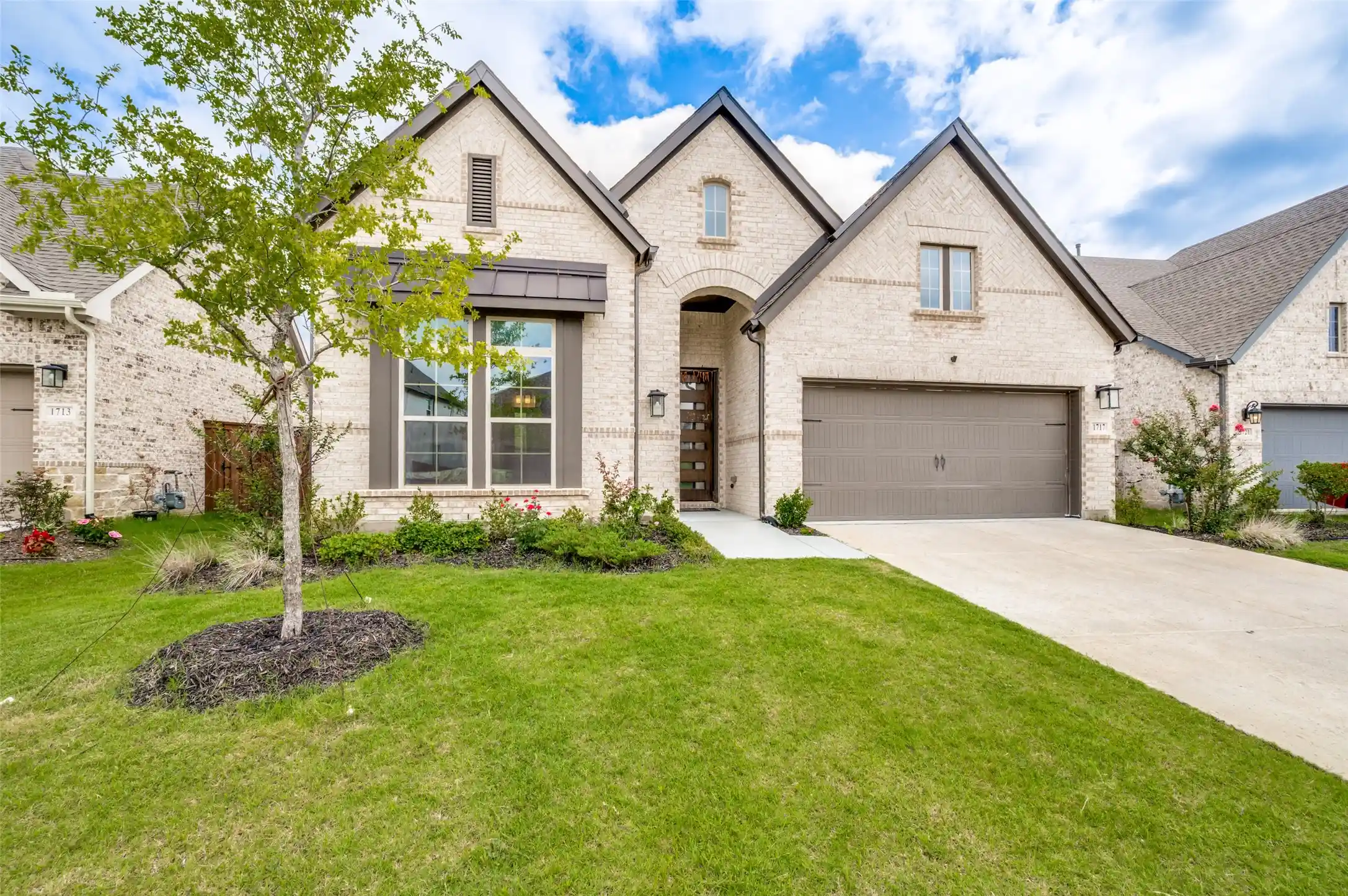Photo 1 of Single family home for sale at 1717 Buttercup Ave, Aubrey, TX 76227 | MLS# 21301890 | Listing updated on 2026-10-09