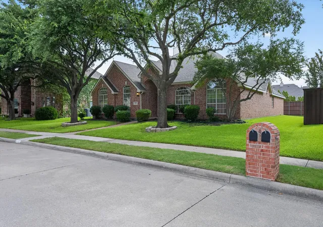Homes for sale in Plano, TX | 8308 Halkin Ct, Plano, TX 75024 | MLS# 21301780