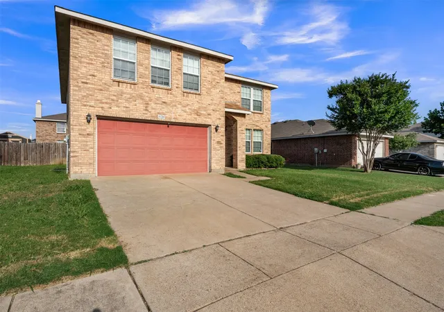 Photo 2 of Single family home for sale at 9129 Troy Dr, Fort Worth, TX 76123 | MLS# 21297446 | Listing updated on 2026-08-22
