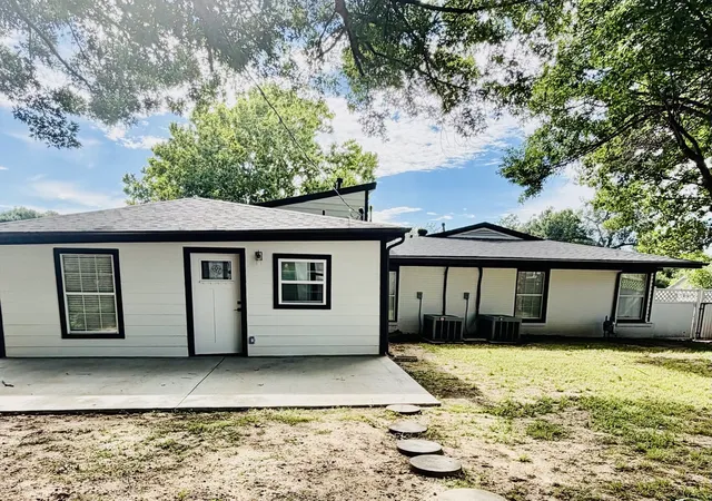 Photo 34 of Single family home for sale at 7000 Park Pl Dr, Richland Hills, TX 76118 | MLS# 21301518 | Listing updated on 2026-08-22
